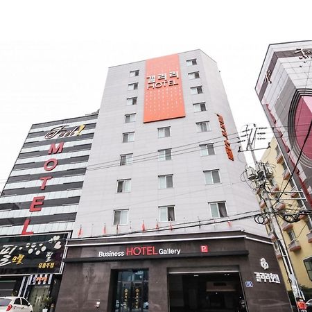 Gallery Hotel Gwangju Metropolitan City ภายนอก รูปภาพ