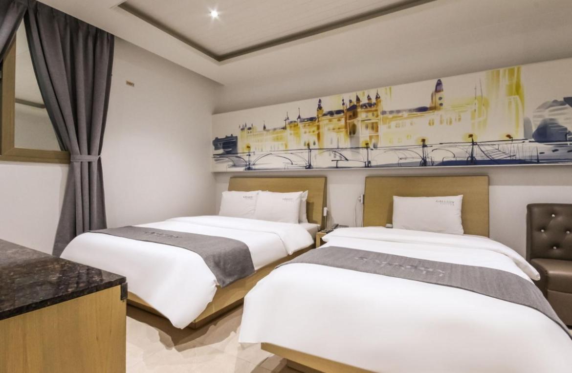Gallery Hotel Gwangju Metropolitan City ภายนอก รูปภาพ