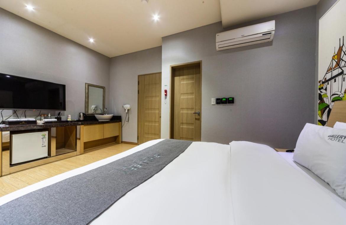Gallery Hotel Gwangju Metropolitan City ภายนอก รูปภาพ