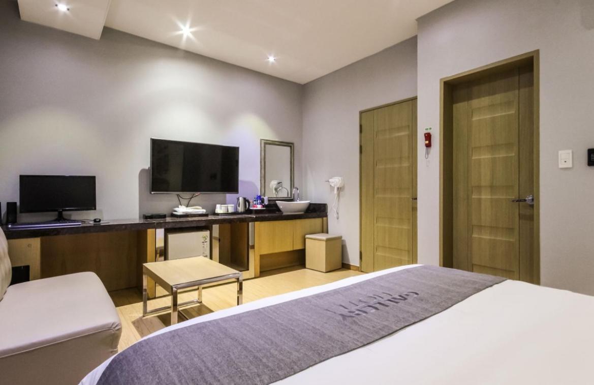 Gallery Hotel Gwangju Metropolitan City ภายนอก รูปภาพ